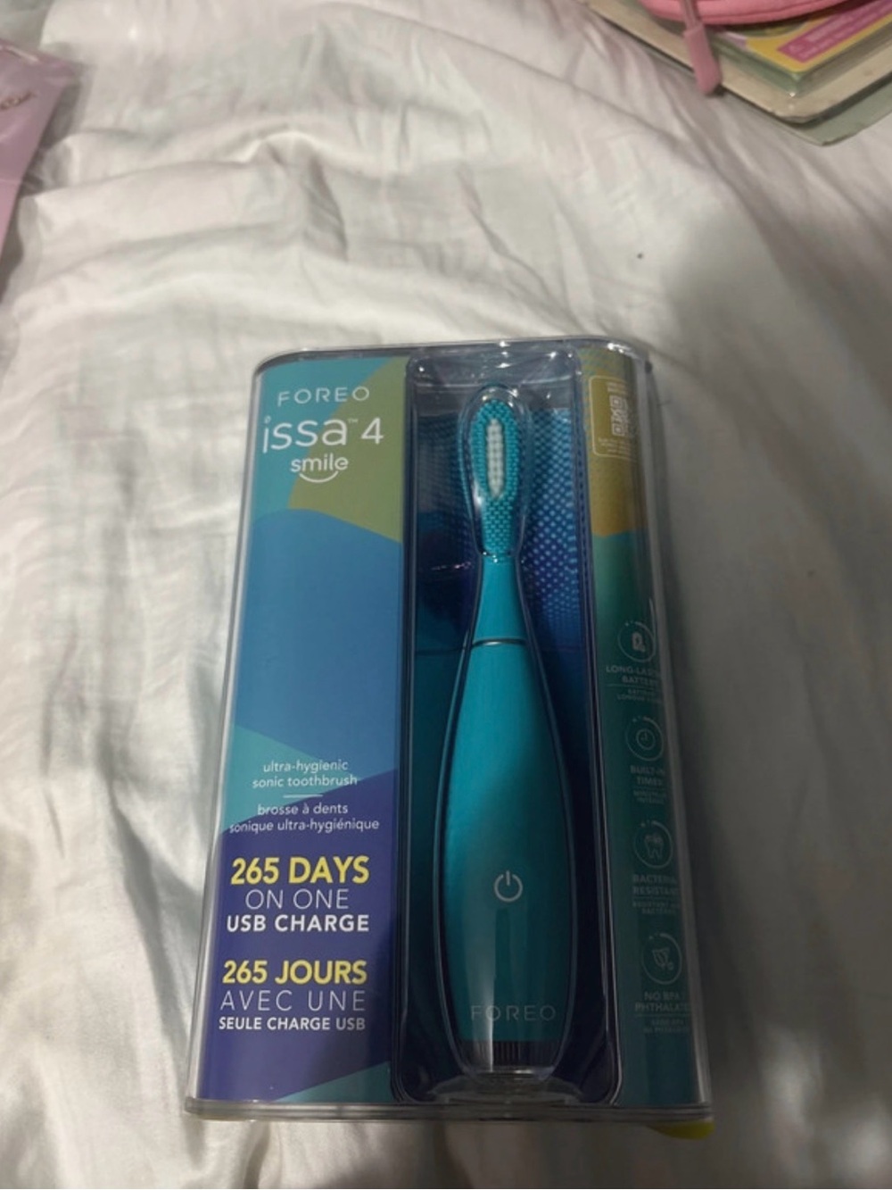 FOREO Issa 4 Smile Sonic Toothbrush - Teal Blue
